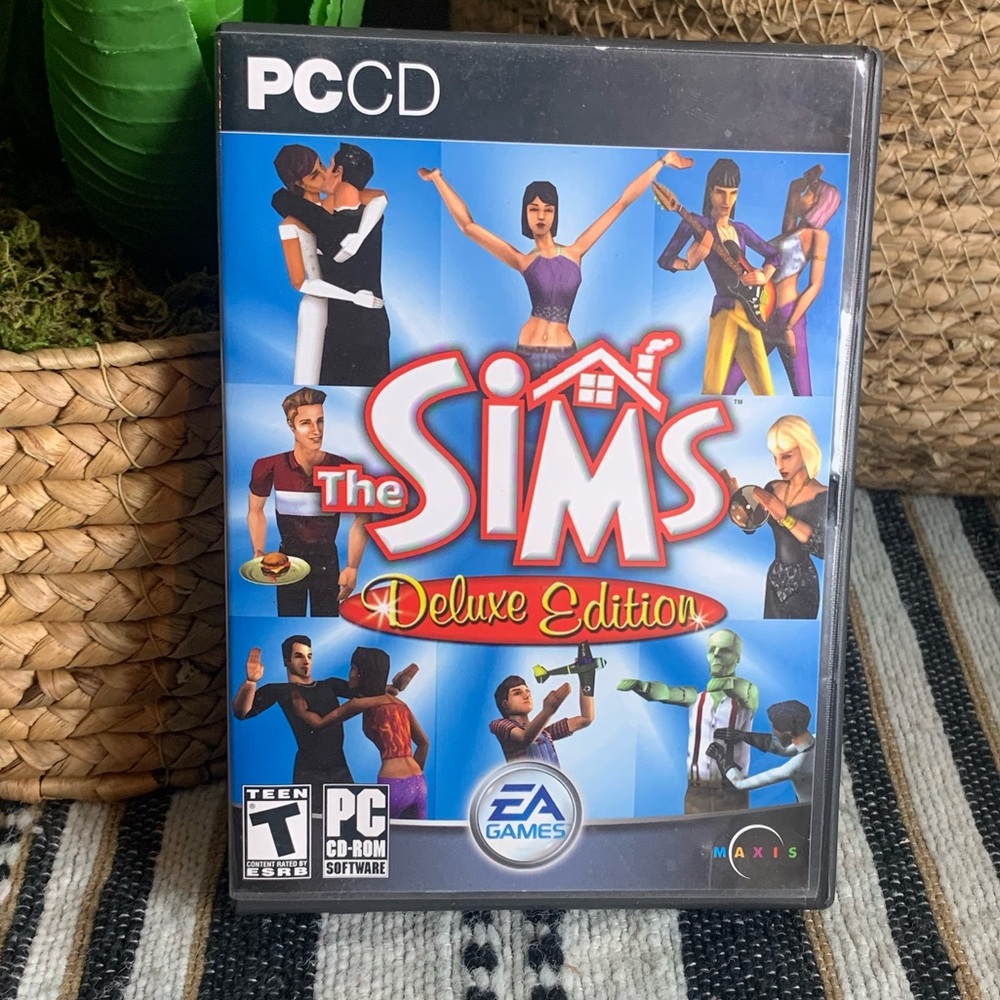 The Sims Deluxe Edition PC With Manual EA Games